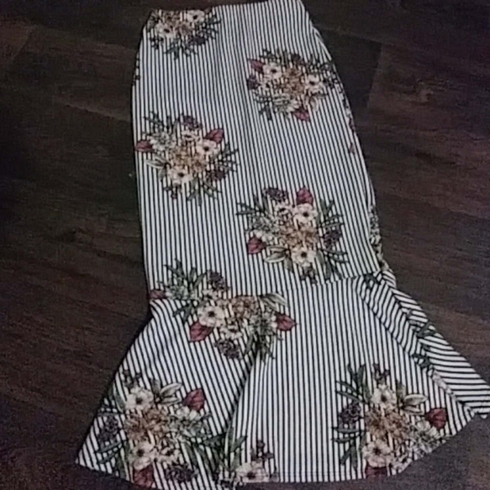 Adorable Skirt